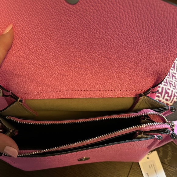 Crossbody leather bag - Picture 9 of 15